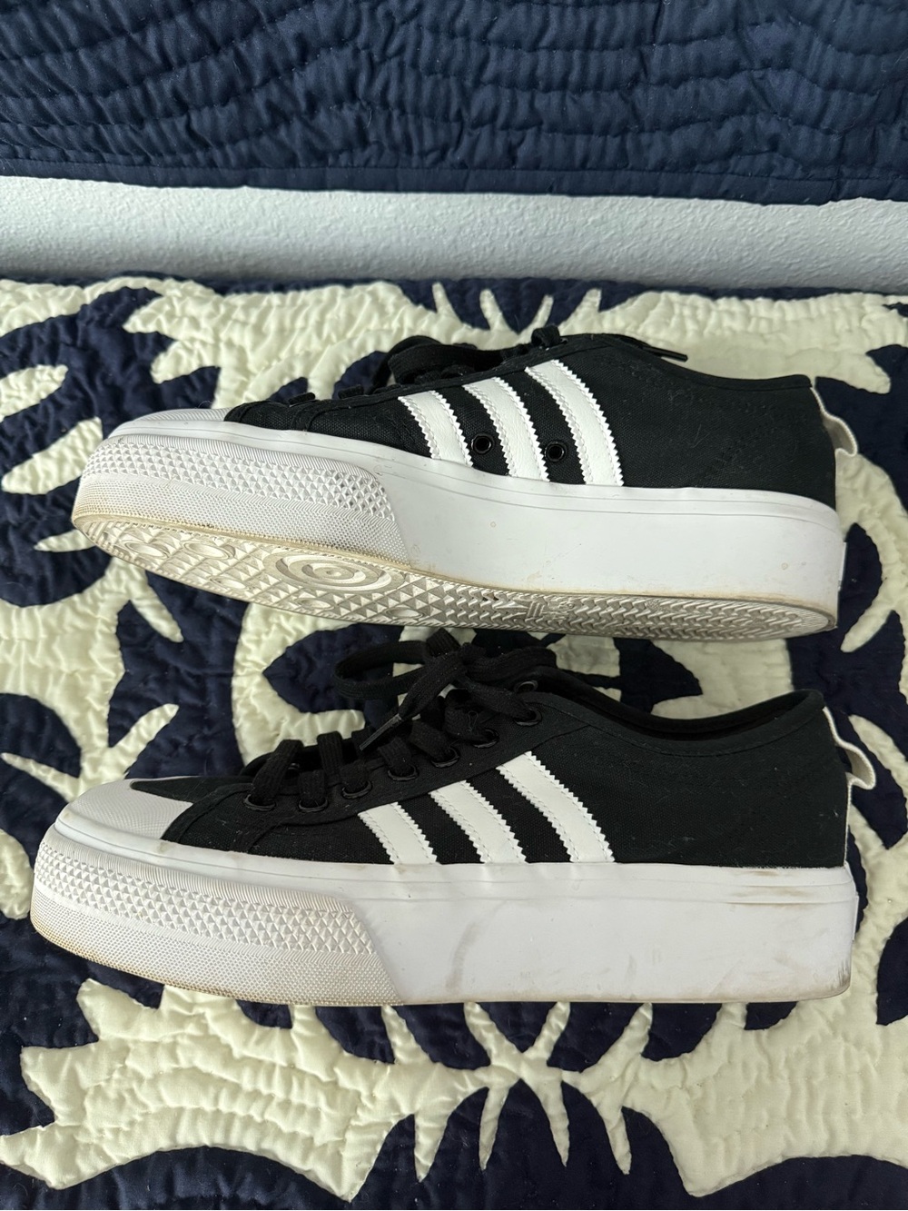 Adidas Nizza platform Women's Lifestyle shoes - Picture 6 of 7